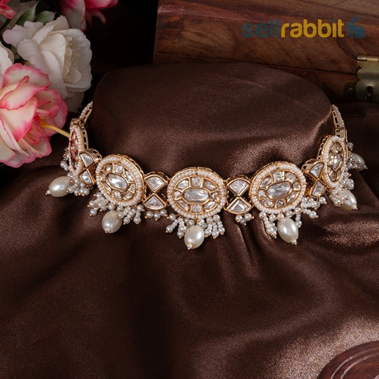 Sellrabbit Kundan Moti Choker Set with Maang Tika and earrings. SKU-KS-10043